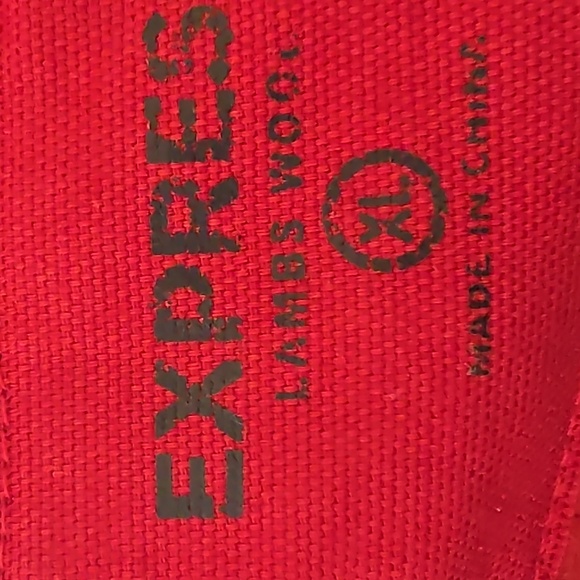 Express Sweater - Picture 8 of 9